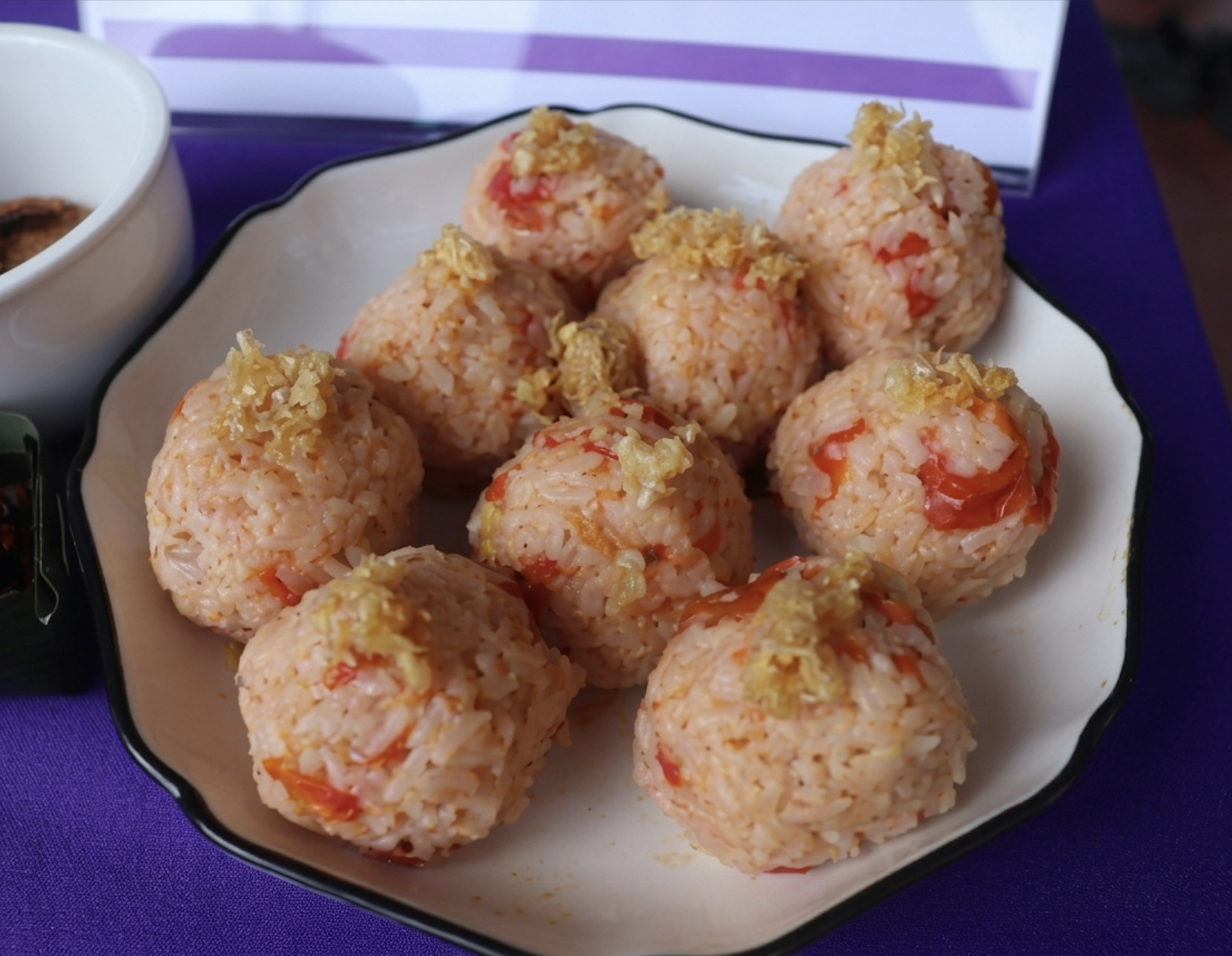 ข้าวส้ม โถ่โก้